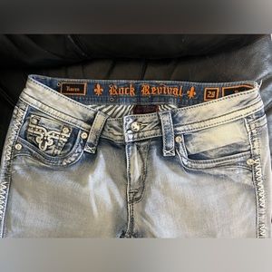 Rock Revival Jeans size 28 :)